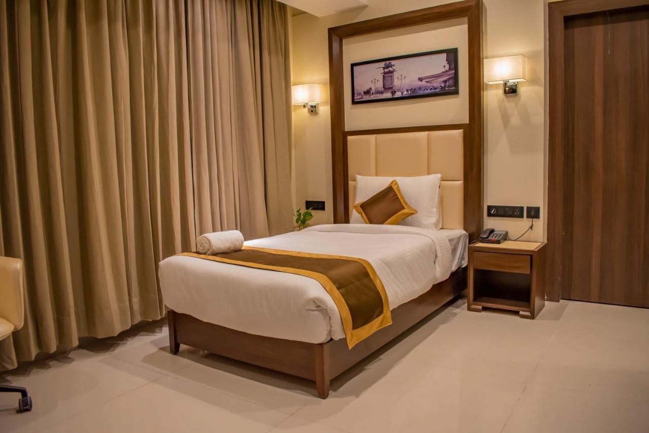 The Parkline Agartala Exteriér fotografie